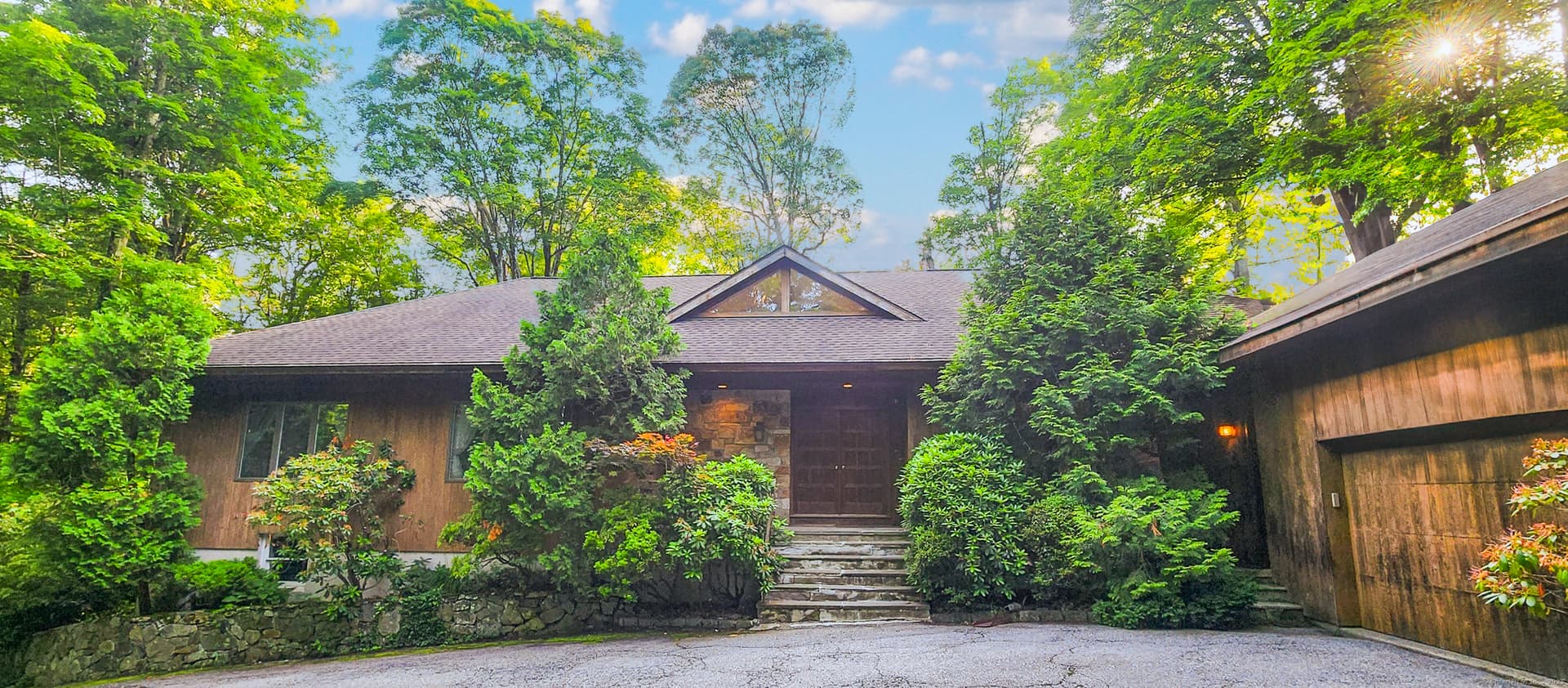 518 Woodbine Road